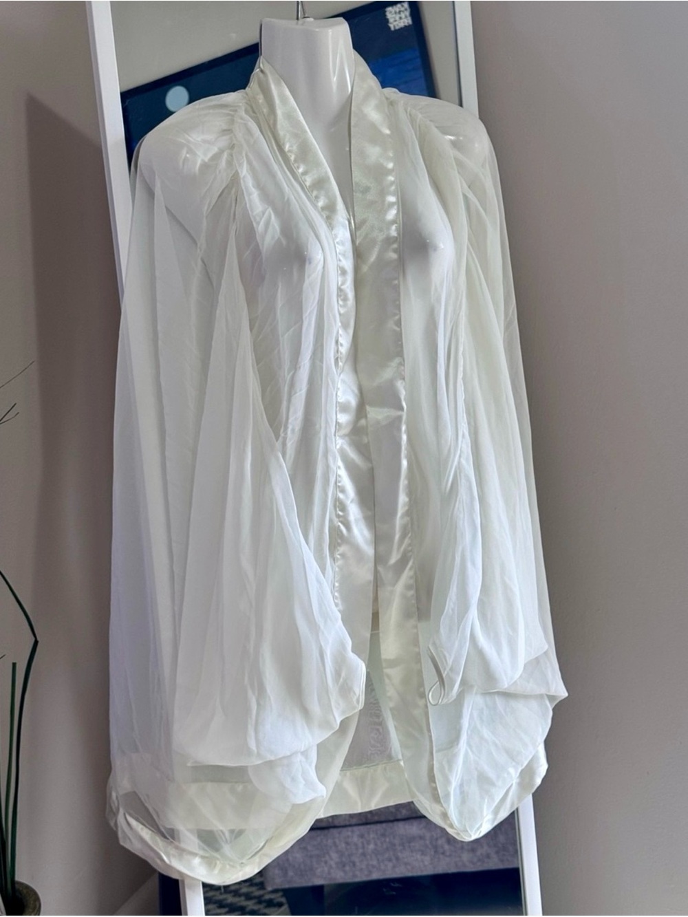 Vintage Victoria’s Secret White Sheer Chiffon Satin Trim Robe OS